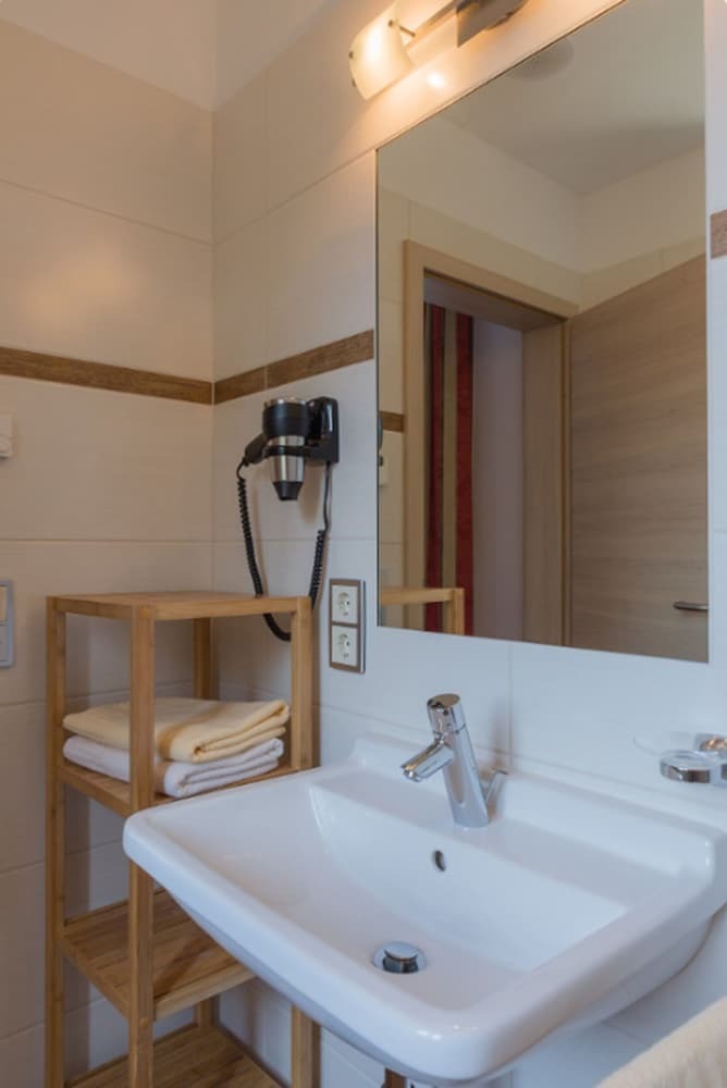 Hostal Pension Am Finkenberg