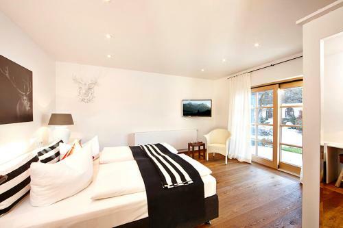 Hostal Hotel F�hrenhof Garni