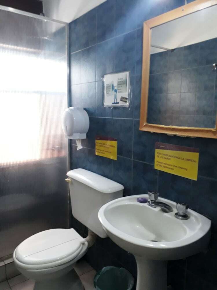 Hostal Estacion Mendoza Hostel