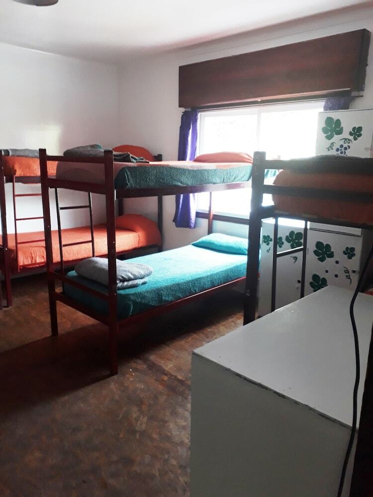 Hostal Estacion Mendoza Hostel