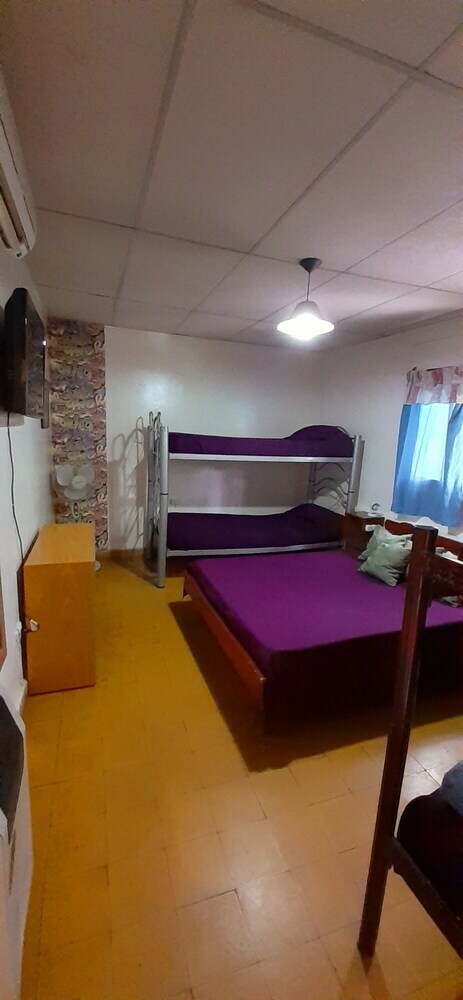Hostal Estacion Mendoza Hostel