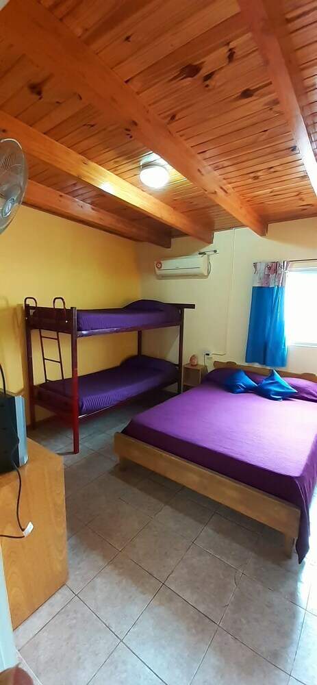 Hostal Estacion Mendoza Hostel
