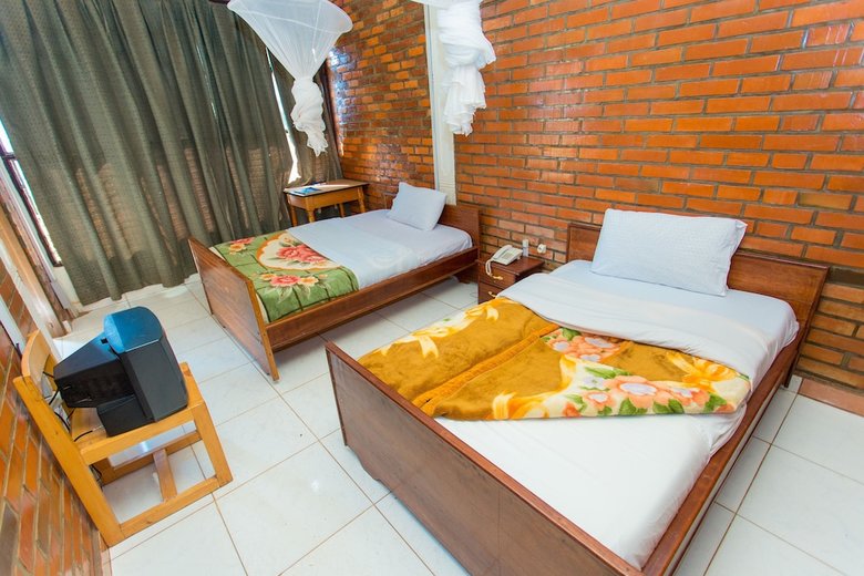 Heart Land Hotel