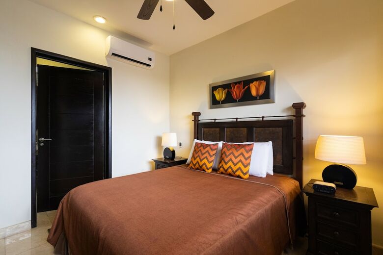 Condo El Faro Coral By Playa Paradise