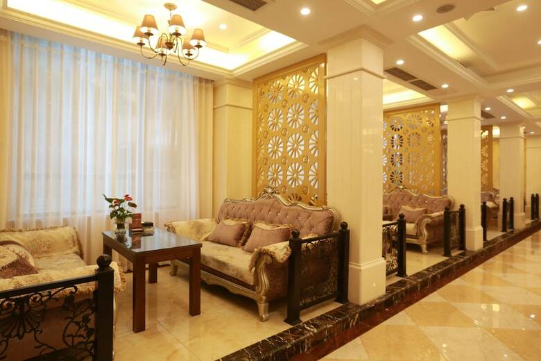 Shanglin Junhao Holiday Hotel