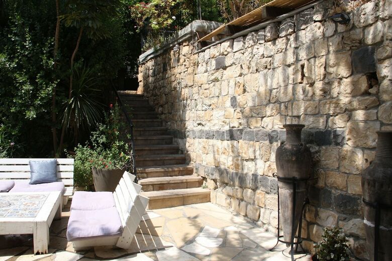 Hotel Pina Barosh Bnb
