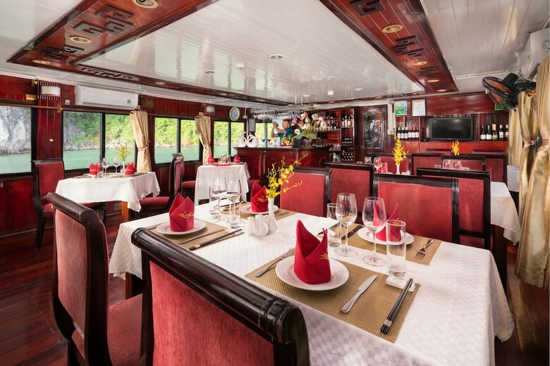 Swan Cruises Halong