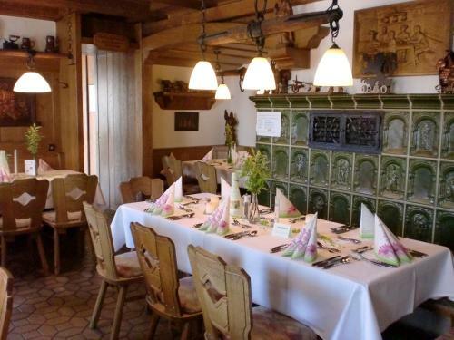 Hostal Hotel & G�stehaus Krone
