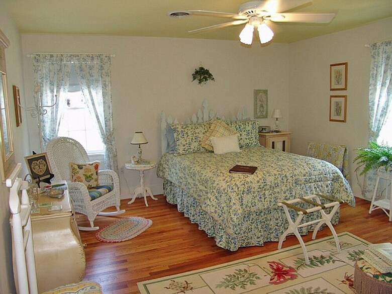 Hotel Frog Hollow Bed And Breakfast