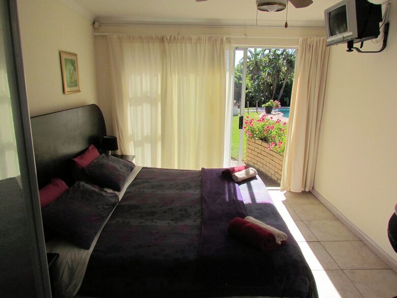 Hotel Blue Horizon Bay Guest House