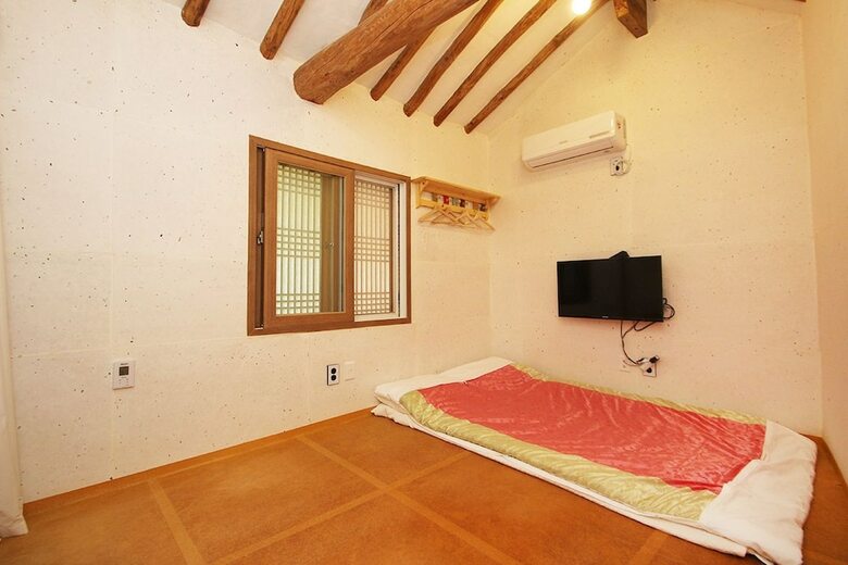 Hotel Jeonjuhanokvillage Sarangnamoo
