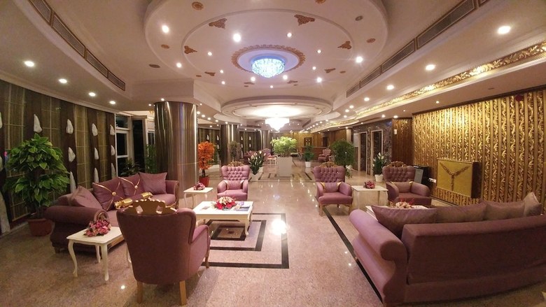 Hotel Lacin Park