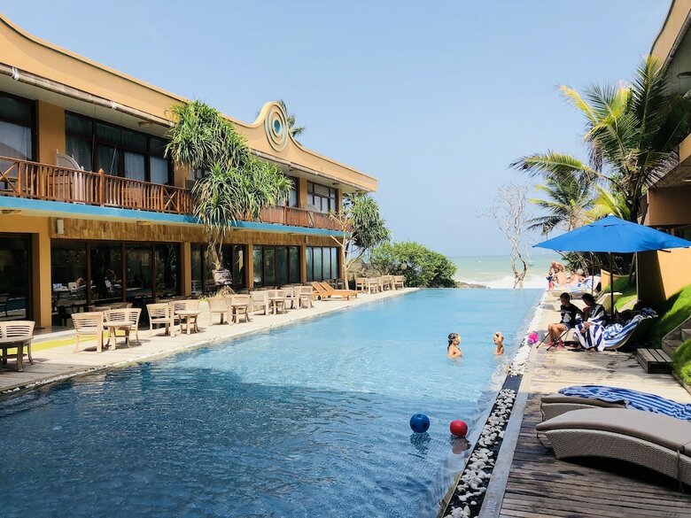 Hotel Thaproban Pavilion Waves Unawatuna