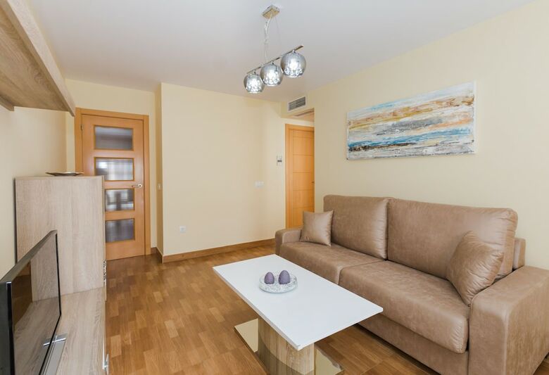 Apartamentos Sunhome Carlos Haya Flat