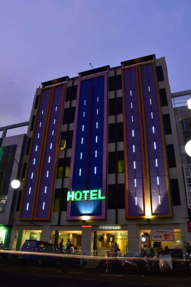 Hotel Hyper Inn