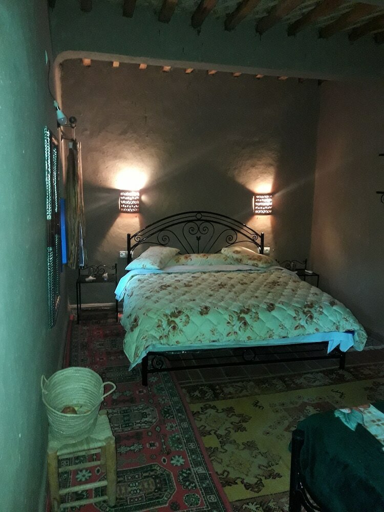 Hotel Riad Tagmadart Ferme D'h�te