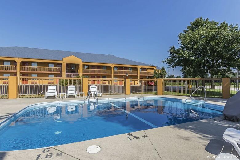 Hotel Quality Inn Charleston I-57
