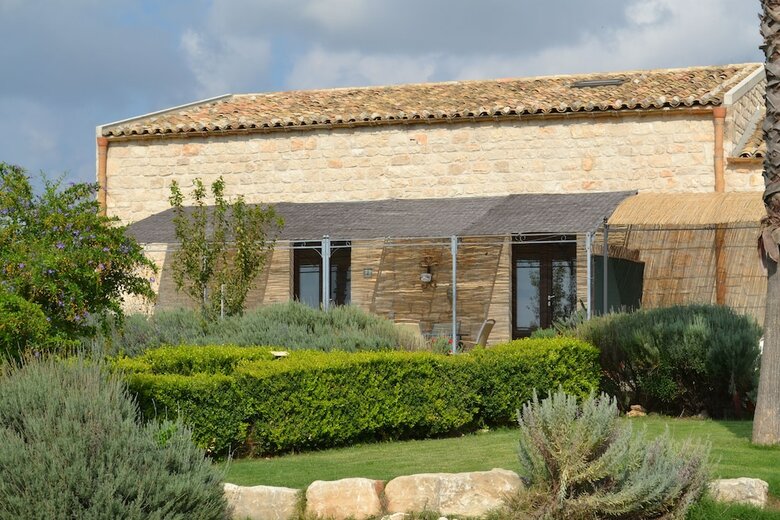 Hotel Antica Masseria Timparuci