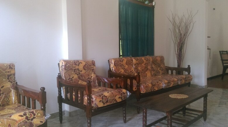Hotel Aluthgedara Guest House
