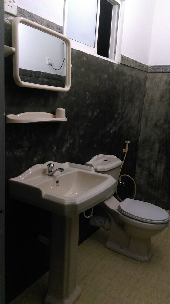 Hotel Aluthgedara Guest House