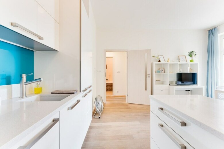 Charming Two-bedroom Apartment Next To The Emmaus Abbey