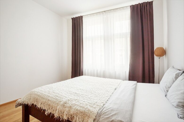 Charming Two-bedroom Apartment Next To The Emmaus Abbey