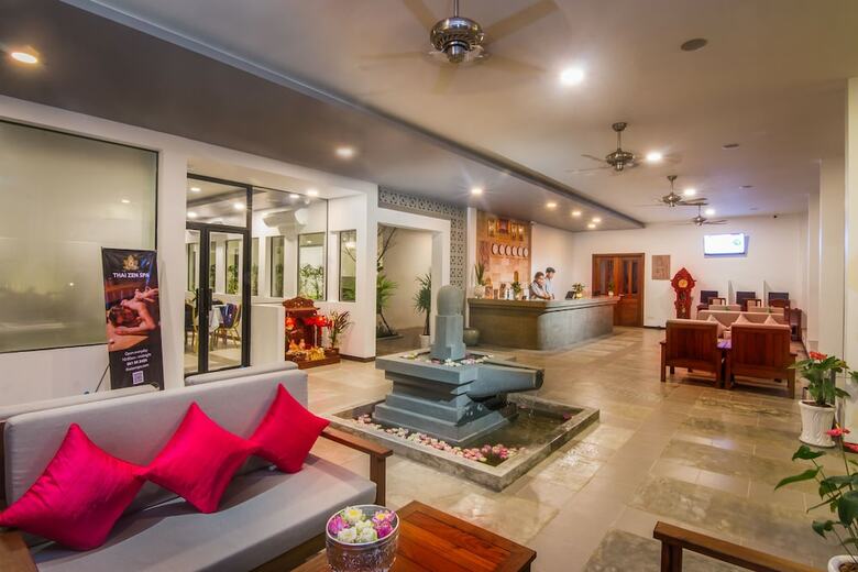 Green Amazon Residence Hotel