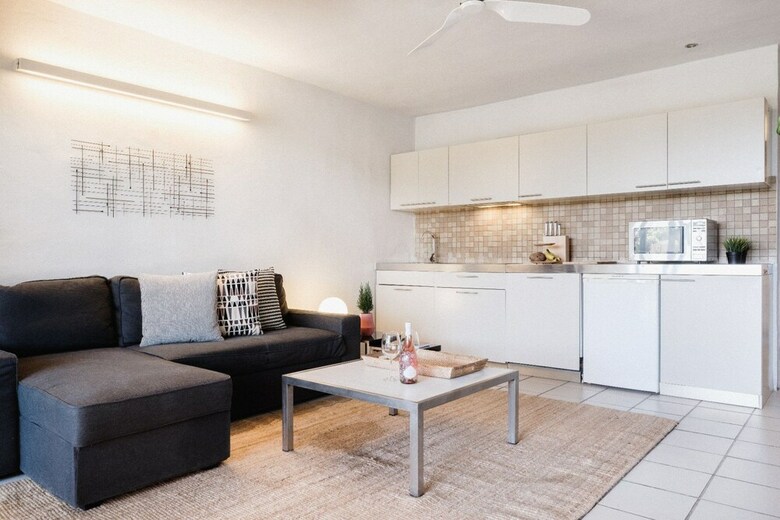 Apartamentos 11 Holiday Homes