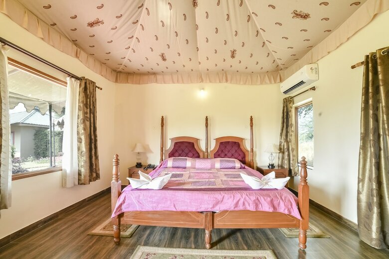 Hotel Lohana Village Resort