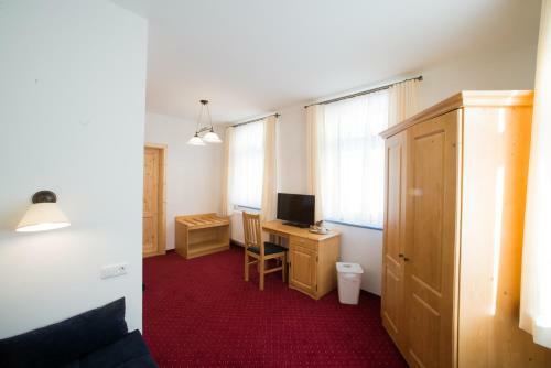 Hostal Pension Und Gastst�tte "zur Brausch�nke"
