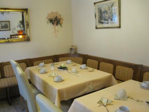 Hostal Hotel Und G�stehaus Gute Quelle