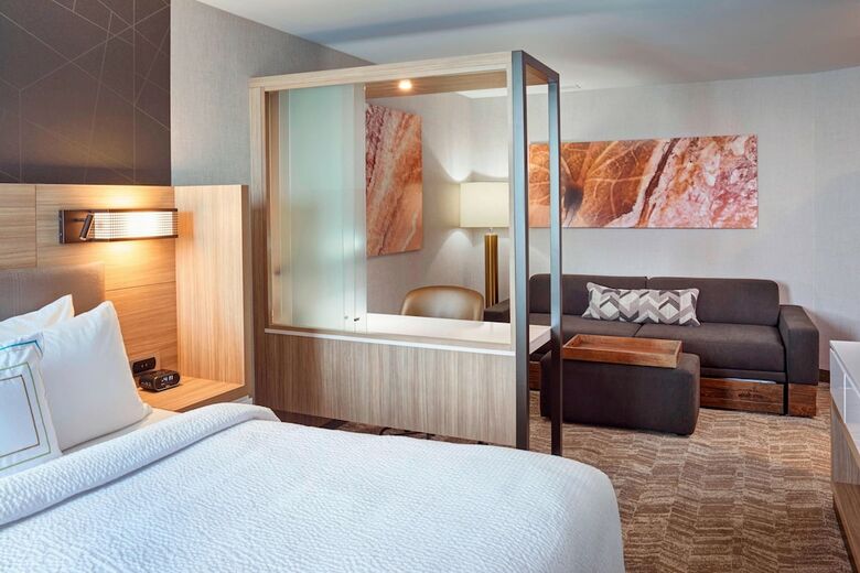 Hotel Springhill Suites Grand Rapids West