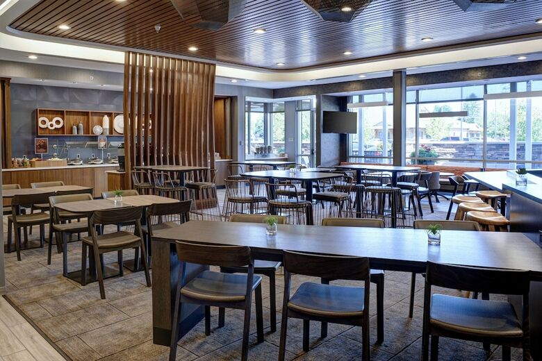 Hotel Springhill Suites Grand Rapids West