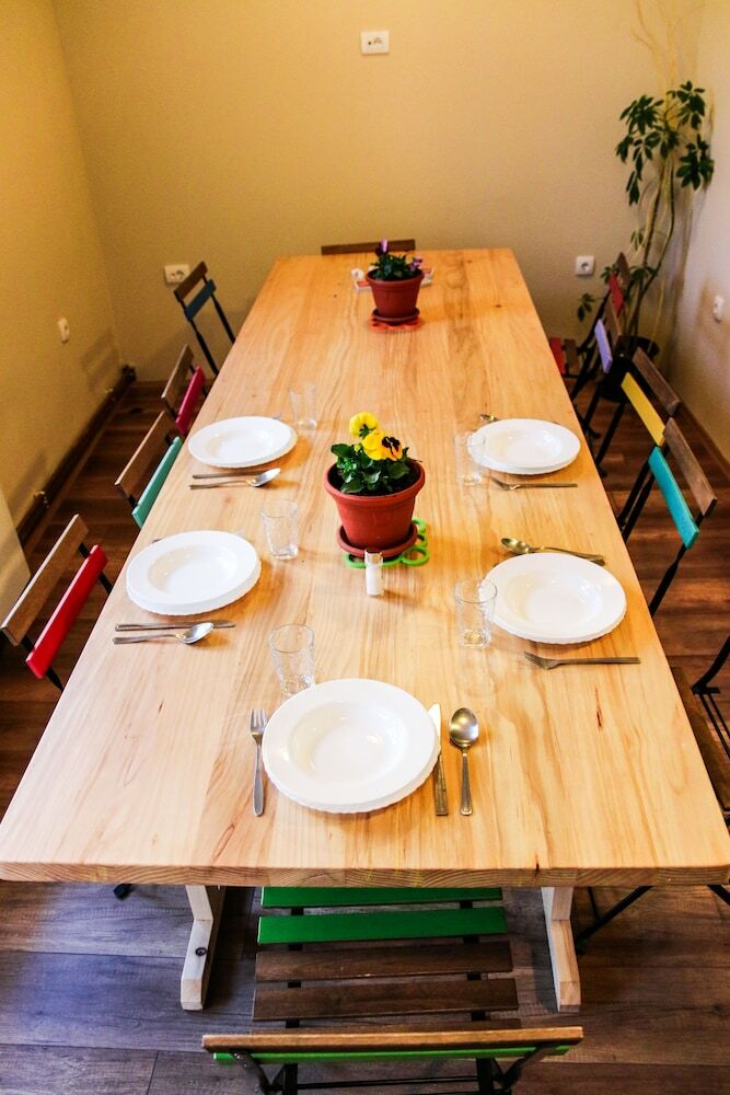 Hostal Varad Inn Hostel And Cafe
