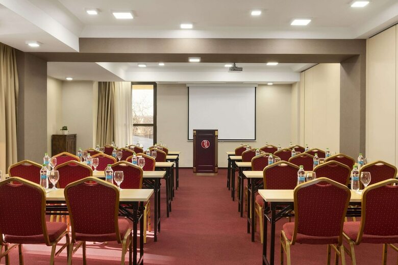 Hotel Ramada By Wyndham Iasi City Centre