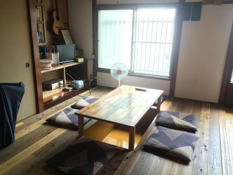 Hostal Fujiya Guest House - Hostel