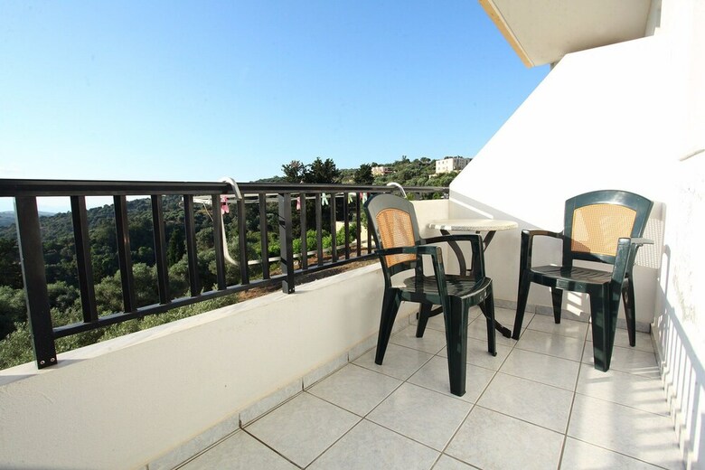 Bed & Breakfast Argiroupolis Maria Rooms