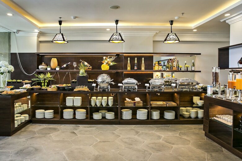 Halina Hotel & Apartment