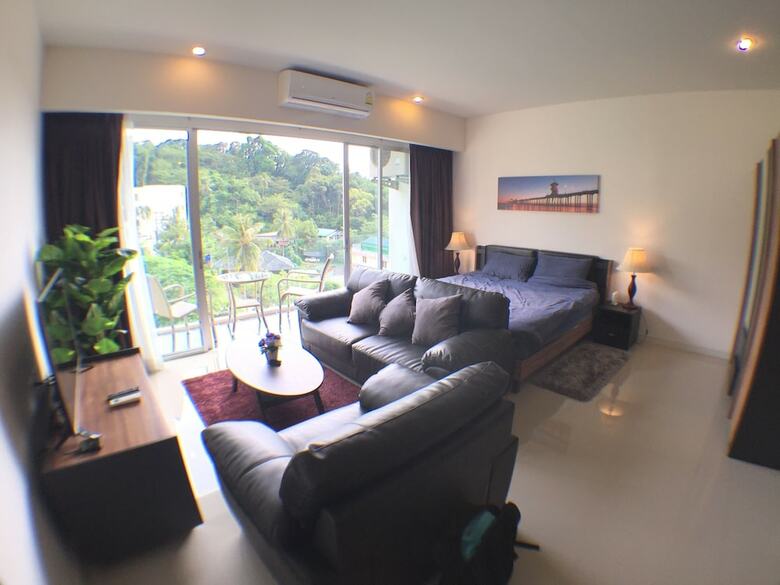 Apartamentos Seventh Condo Karon