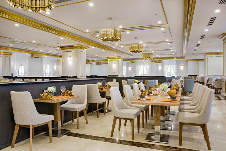 Hotel Danang Golden Bay