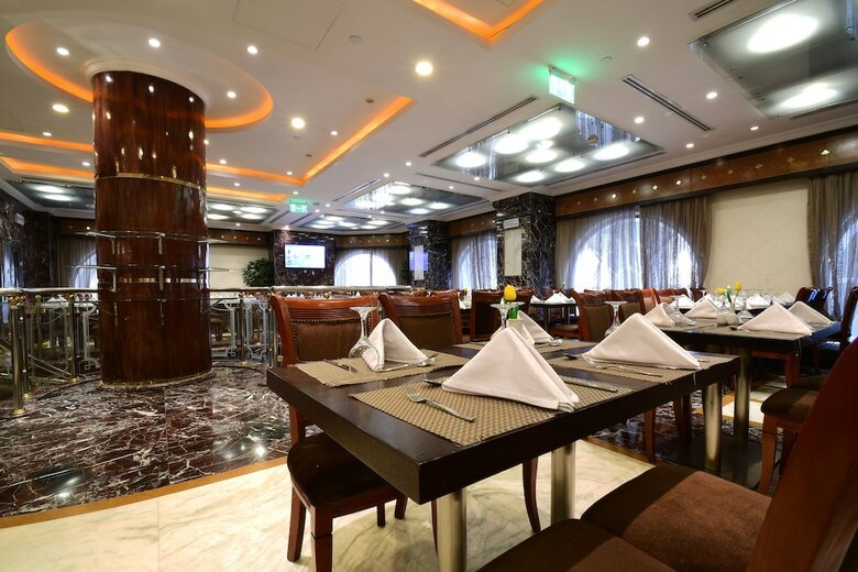 Hotel Golden Tulip Al Mektan