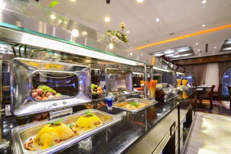 Hotel Golden Tulip Al Mektan