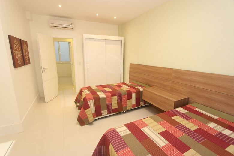 Linkhouse Beautiful Beach Block Apartment C1-0026