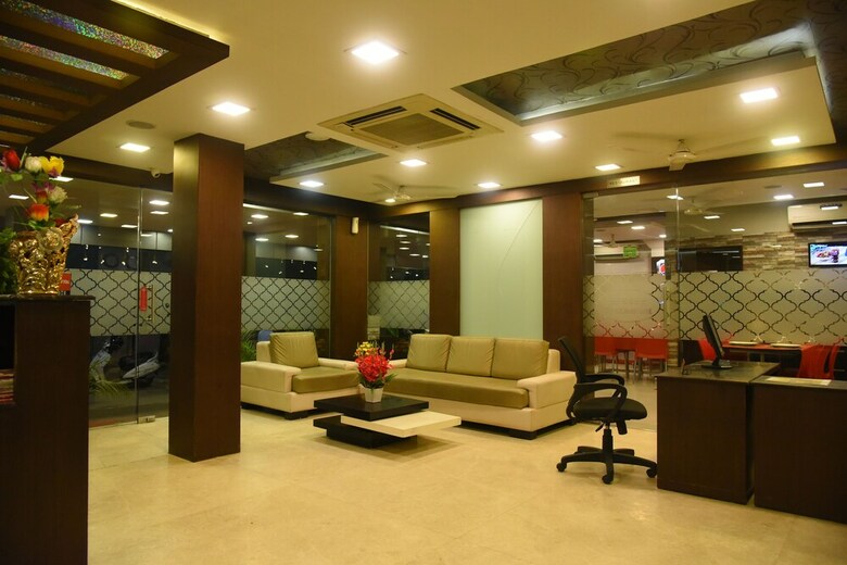 Hotel Greens Gate