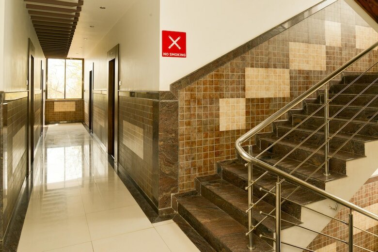 Oyo 4316 Hotel Sai Empire