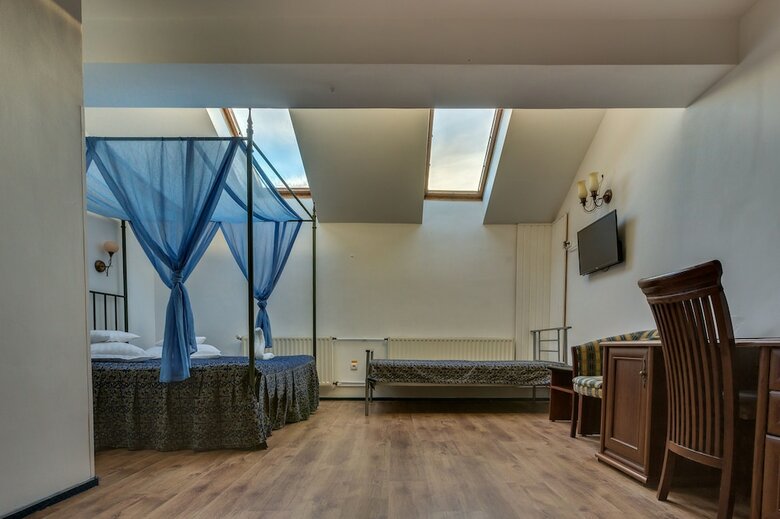 Fullton Hotel