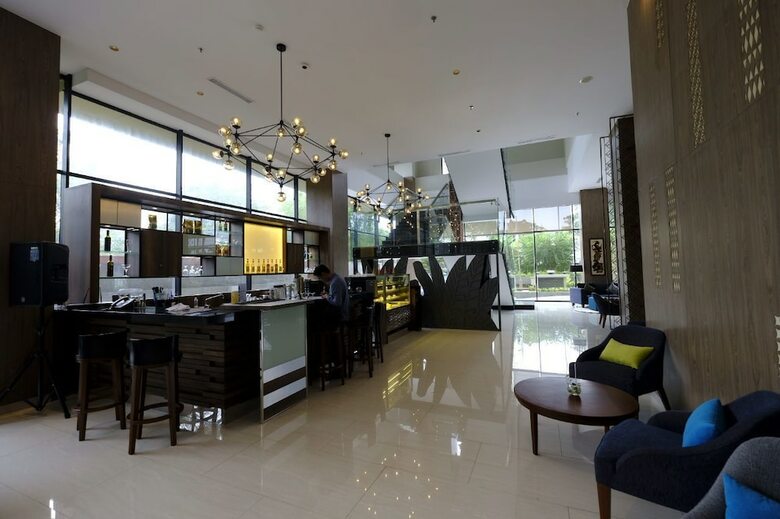 Hotel Ayola Lippo Cikarang
