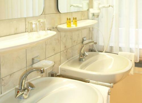 Heidehotel Waldh�tte