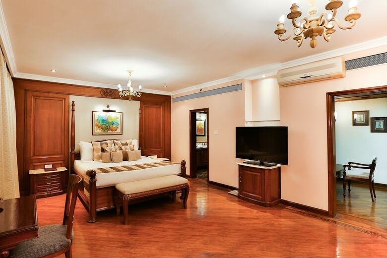 Hotel Sun N Sand Shirdi