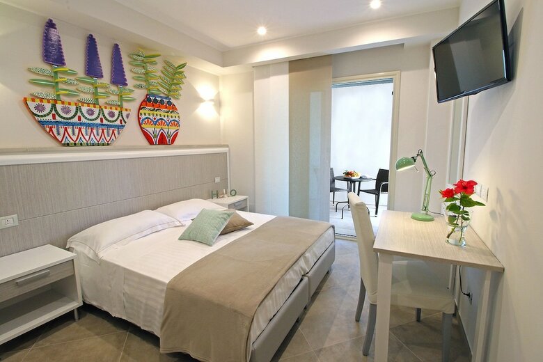 Hotel Sik� Holiday Home